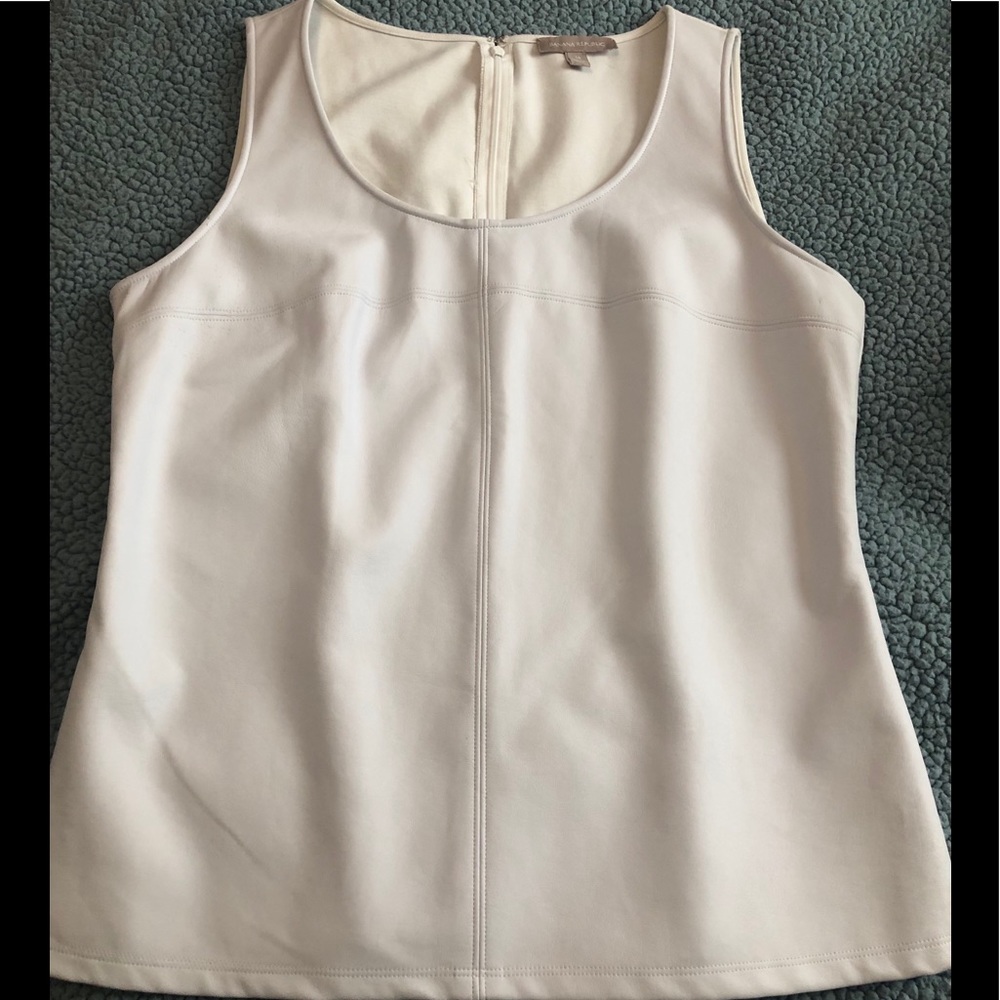 White patch stitch top